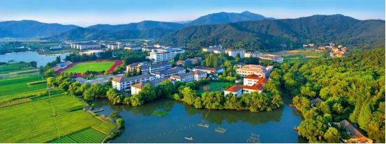 越过湖山，遇见青春｜2025环白马湖徒步毅行报名开启！