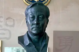 “刑警803”里有一尊铜像，他是上海人民心中的守护神图片