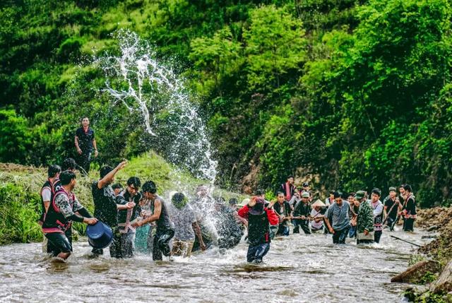 遇见临沧 如归故乡 | 在临翔 邂逅北回归线上的“恒春栖居之地”