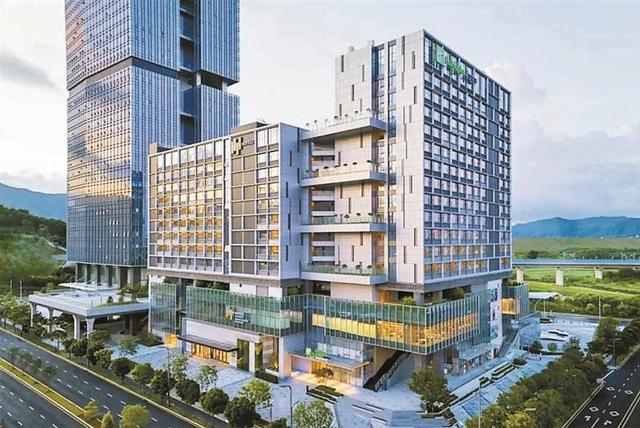 国内外游客纷至沓来 深圳光明成暑期度假新胜地