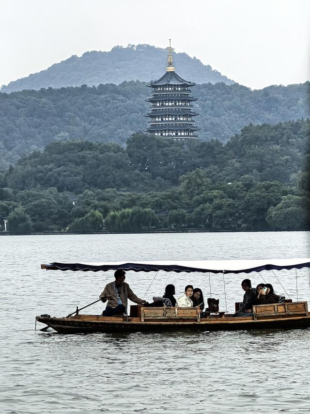 晚潮｜三潭石塔观鸬鸟