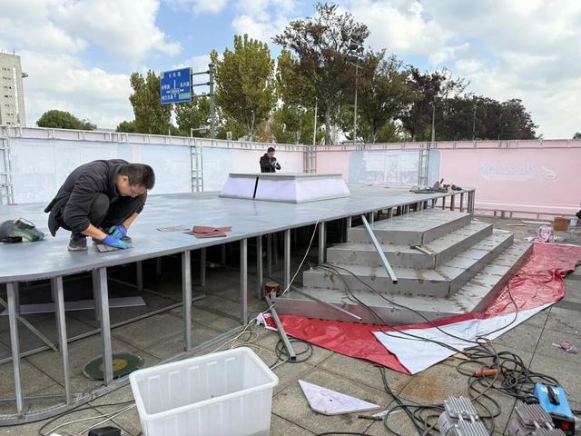 苏超冠军奖杯打卡点即将上线，或将成为泰州最火地标