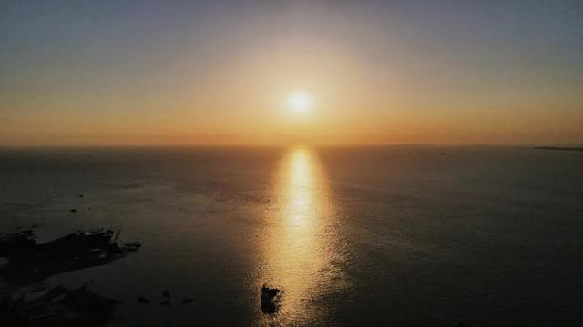 秋日降温寻暖！来防城港看橘子海、拍漂亮照~
