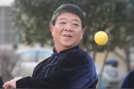 老有所乐｜“体育达人”杨志彪：小小柔力球玩出好身体图片