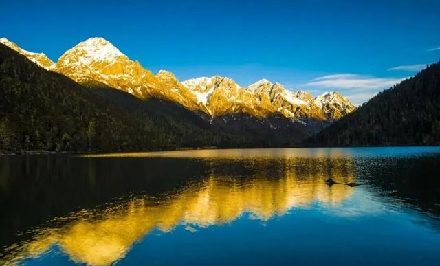 圣洁甘孜·一生有约 | 九龙九秘，一场关于山川、时光与舌尖的极致邀约