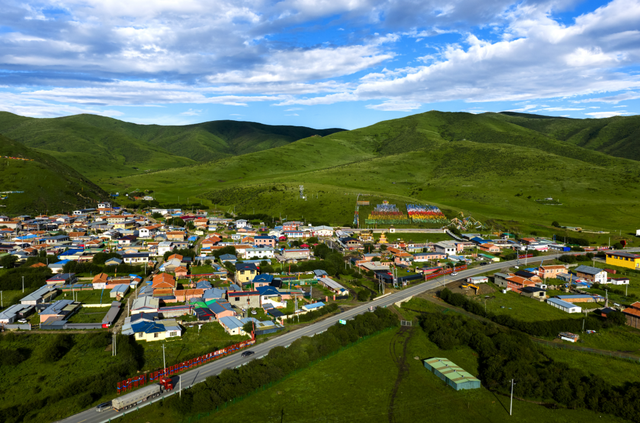 胡昶：从川西秘境到家园晨曦