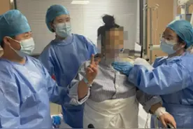 33岁孕妈产后突发羊水栓塞 16天里5次全身大换血后转危为安图片