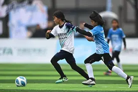 第八座中国女足主题球场落成 乡村足球女孩贵州织金“追风”图片