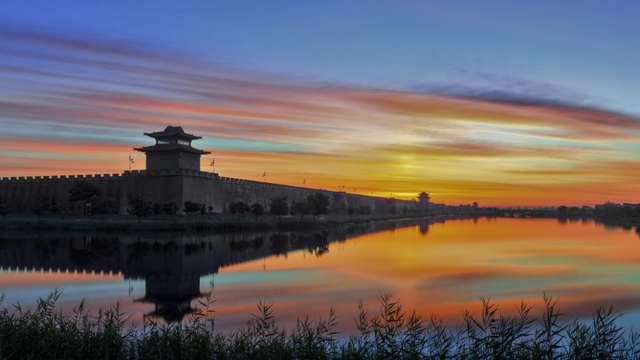 邯郸开行全景观光列车！