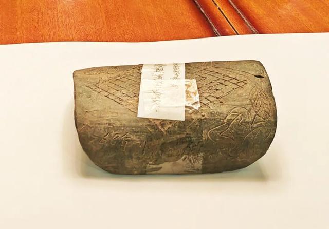 中国第一个徒步重走长征路壮举经济日报记者罗开富当“媒人”——“半条被子”红色记忆湖南浙江喜联姻