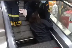 “女子半截身体被卷入电动扶梯”后续，丈夫说：实际伤情不敢告诉10岁的女儿图片