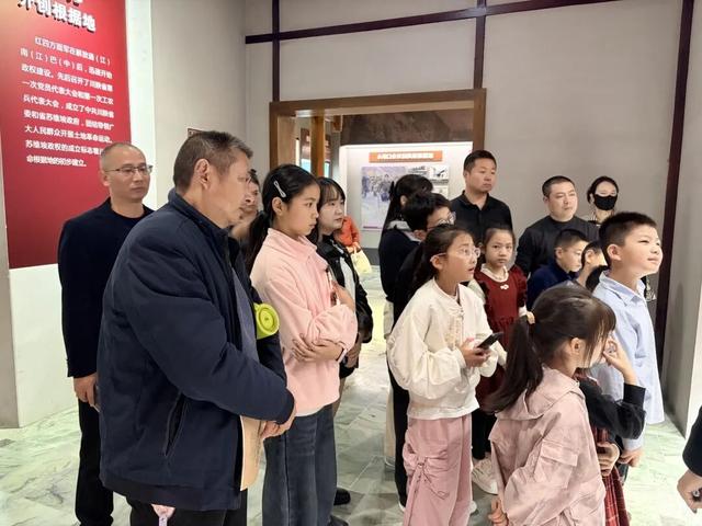 首个秋假持续升温，巴中玩嗨啦！