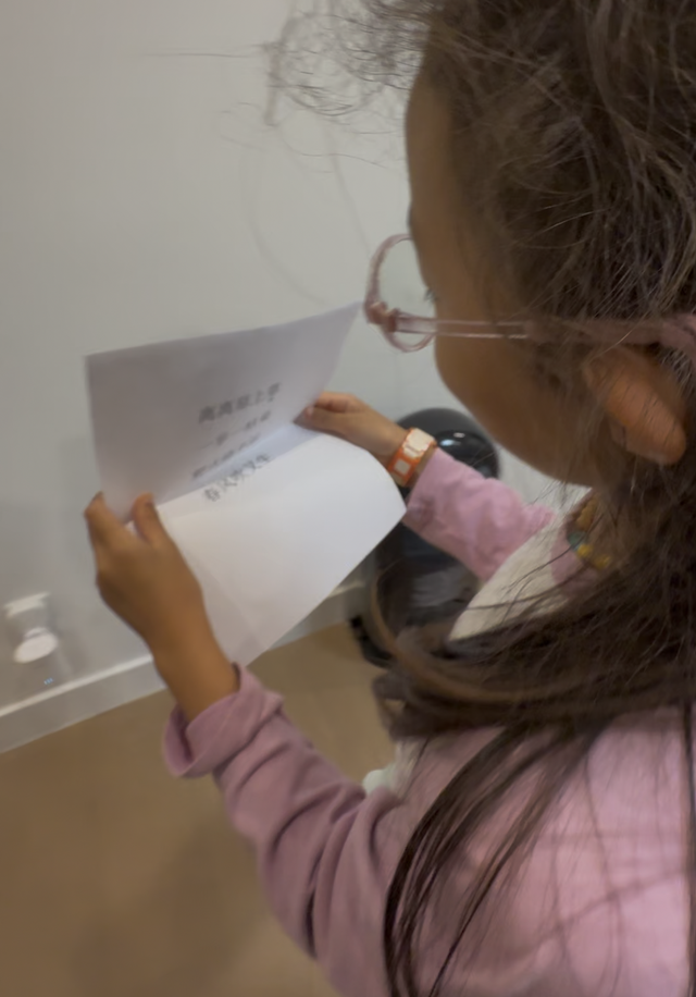 参加完同学的豪华生日Party后，女儿一句话让我失眠了...