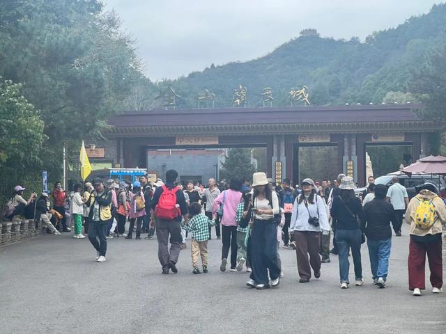 盛世华章，醉美金山岭——金山岭长城国庆中秋双节假期圆满收官！