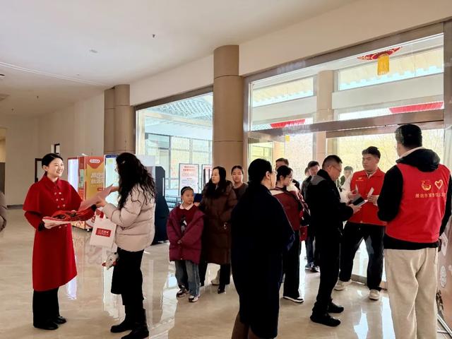 潍坊新春“打卡热地”！博物馆里都“长”满了人