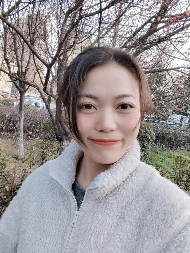 提出分手，31岁女护士遭同居男友割喉身亡！生前日记曝光，被害人家属发声