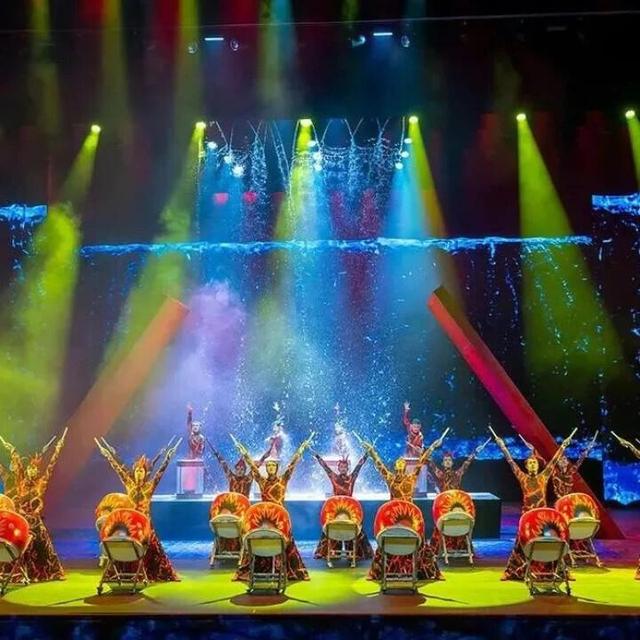 超130场活动 迎220万游客……2025华侨城旅游狂欢节里的云南答卷