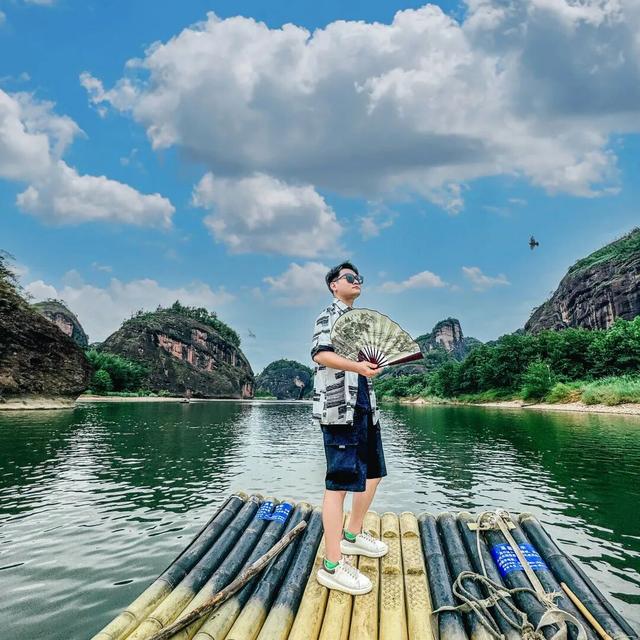 当龙虎山景点开启朋友圈，画风居然是这样！