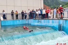 台湾消防从业者赴闽交流图片
