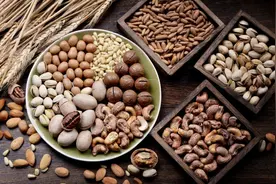 以为能吃，其实可能“有毒”的7种食物！提醒爸妈一定要扔！图片