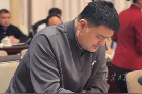 两会热评丨姚明建议未成年人“息屏24小时”，家长得率先行动图片