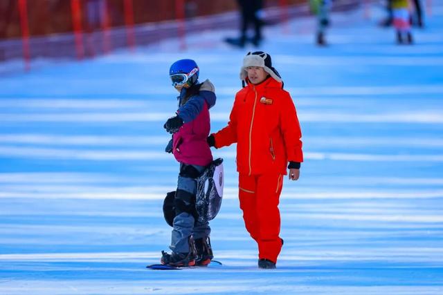 假期结束，免费继续！长春一雪场发布最新消息→