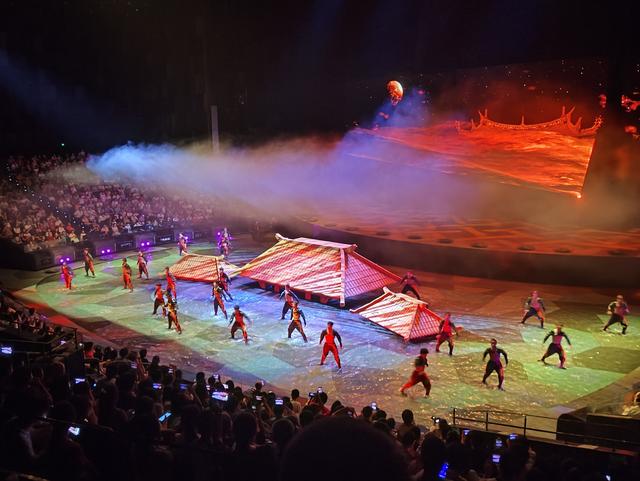 从“水秀”爆满到夜赏长江，武汉凭“夜游IP矩阵”跻身暑期全国热门目的地