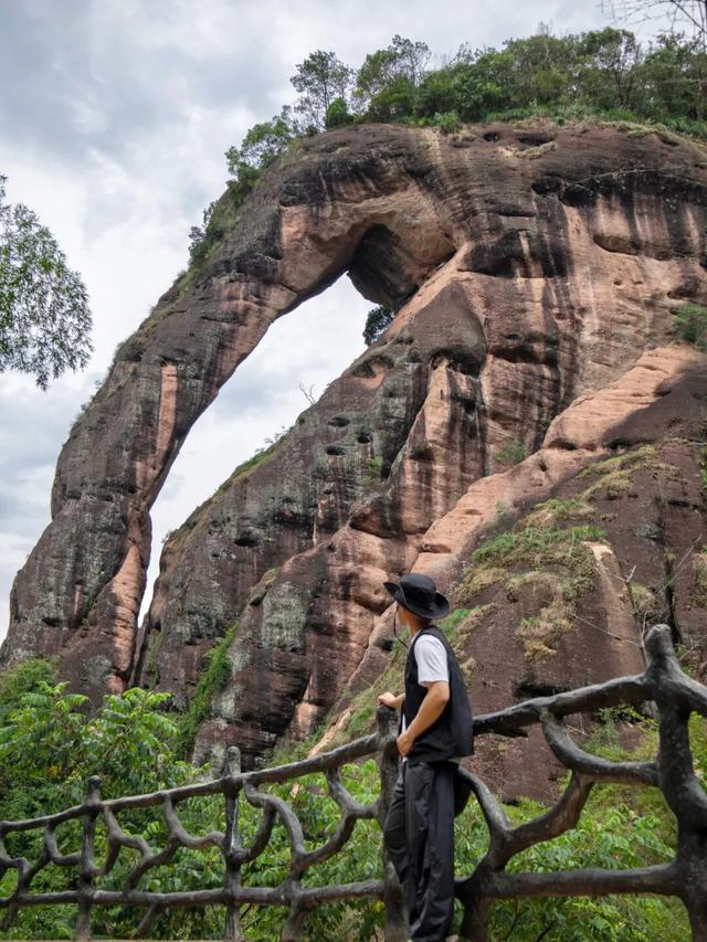 当龙虎山景点开启朋友圈，画风居然是这样！