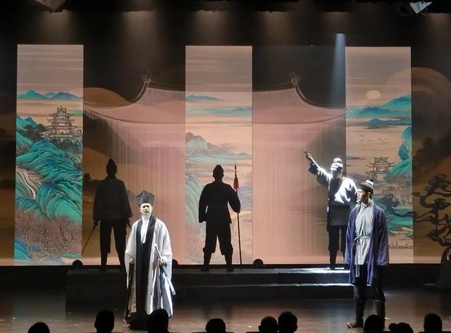 年轻人热衷在北京“访古寻迹”