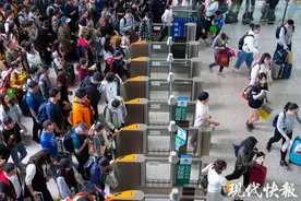 清明假期第一天，铁路南京站预计发送旅客39万人次图片
