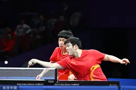 国乒亚运男双三连冠！樊振东/王楚钦4-0战胜韩国组合图片