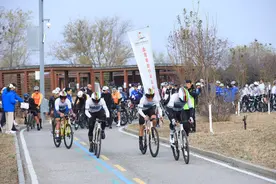 2024北京自行车俱乐部联赛公路测试赛举行图片