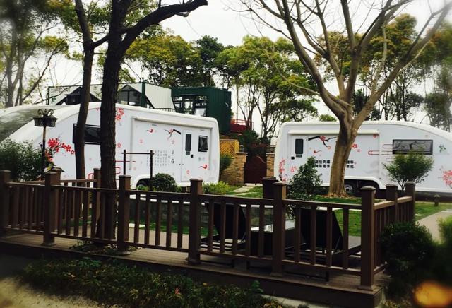 晴天持续！光明小木屋工会会员专享价！星空房车、烧烤露营、卡丁车…住宿体验官等你来→