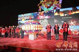 赏璀璨灯火 过最纯正西安年图片