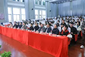 践行教育家精神 做于漪式好老师图片