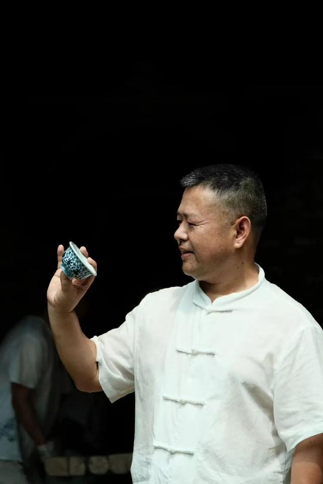 祥狮献瑞贺开窑，活态传承现珍宝