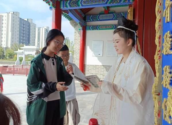 “志愿红”绘就济宁文明旅游温暖画卷