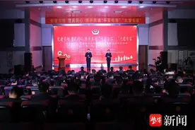 以雷霆之势守护琅琅书声 句容市公安局“向日葵”少年警校党员民警结对关爱图片