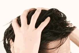 年后“秃”然不慌？持“育发特证”上岗，实惠到被代购拉黑图片