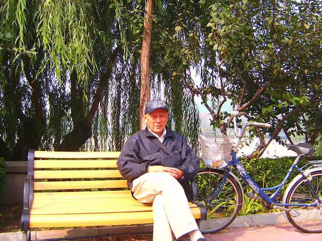 在南京民国户籍卡里，和逝去的家人“重逢”