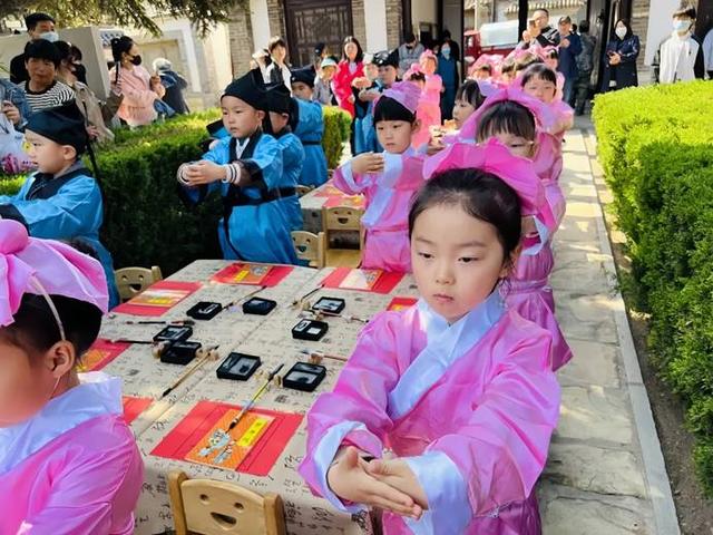 大连瓦房店：孔子诞辰仪式启幕 “十一” 文旅盛宴，11 天活动演绎古城丰收韵