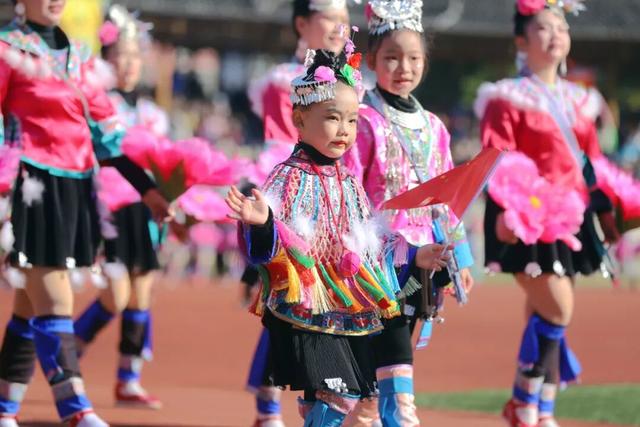 多图+多视频，直击第二十三届融水芦笙斗马节开幕式→