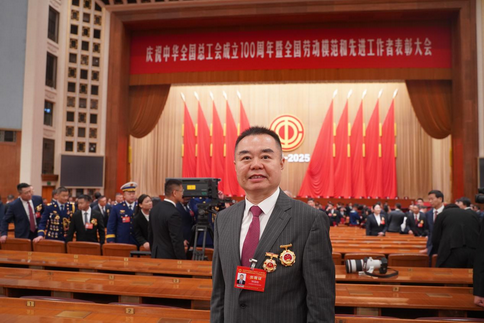 菏泽博爱医院首席专家钟国栋当选山东省医学会手外科学分会、显微外科学分会副主任委员 引领菏泽显微外科事业再攀高峰