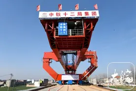 阜阳第三条高铁进入全面架梁施工阶段图片