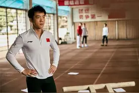 越来越贵的李宁，终于跌落神坛？图片