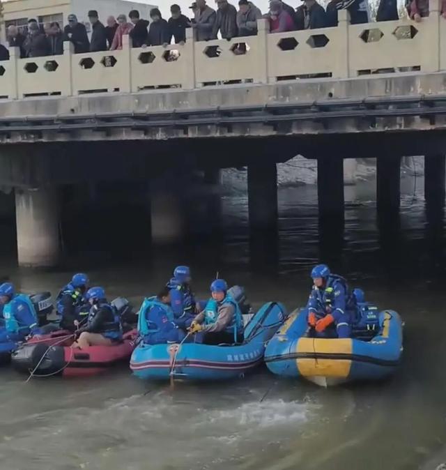 山东一对离异夫妻夜晚相继坠河，男子溺亡，女子失联18天后遗体被找到，两人共同育有一名3岁孩子；家属现已完成身份确认