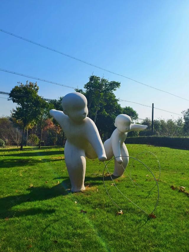 hi，你看到我的小伙伴了吗？