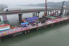 人员落水、油桶泄漏？别慌，这是耒水大桥上的一场应急演练图片