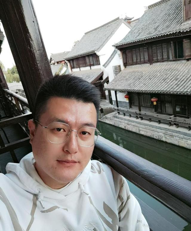 热爱旅行，运营主管！90后开朗随和的他在千佛山相亲大会等你