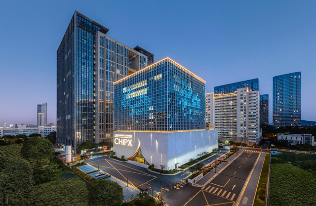 世界互联网大会最高奖首次花落量子计算，图灵量子获奖